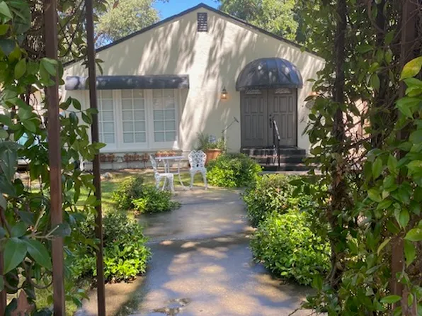 765 8th Ave, Sacramento, CA 95818