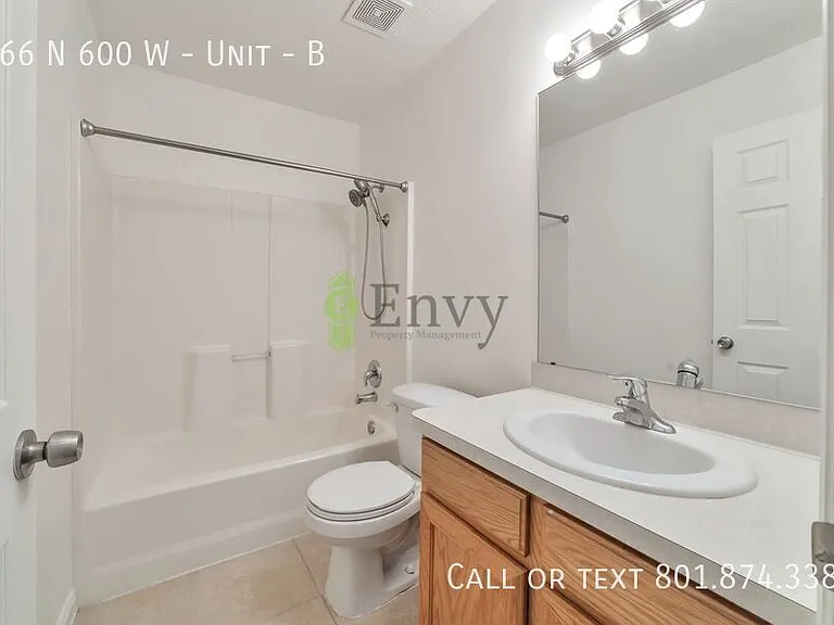 166 N 600 W #B — Photo 3