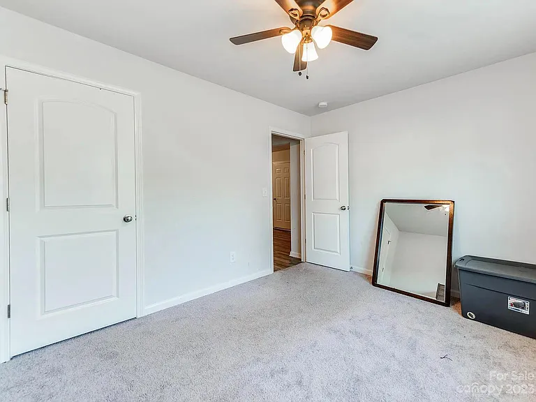 1016 Amberlight Cir #1016 — Photo 13