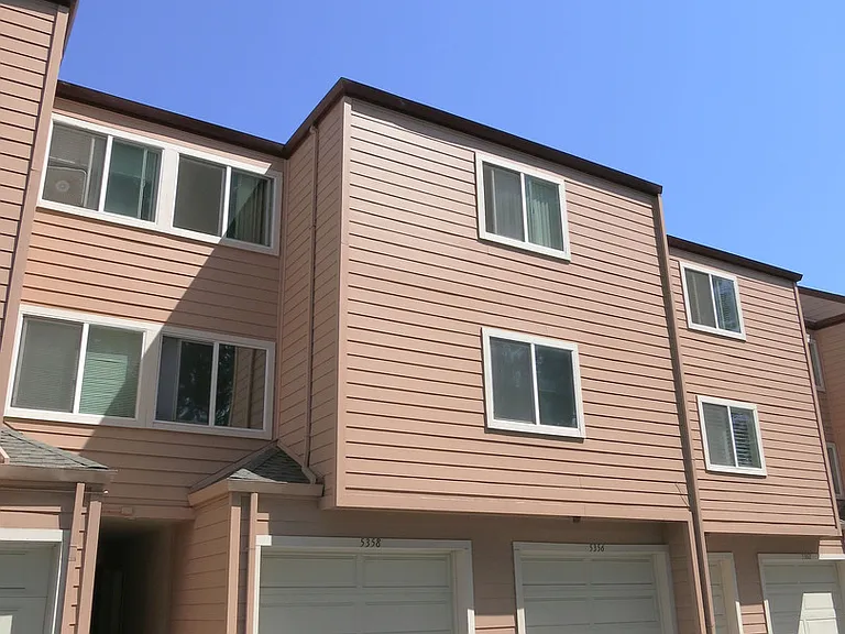 5358 Borneo Cir — Photo 2