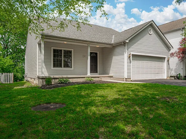 287 Iris Trail Dr, Galloway, OH 43119