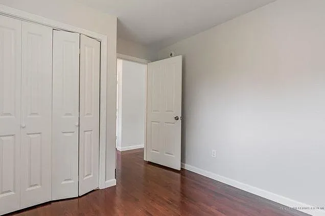 5 Eastman Ave — Photo 35