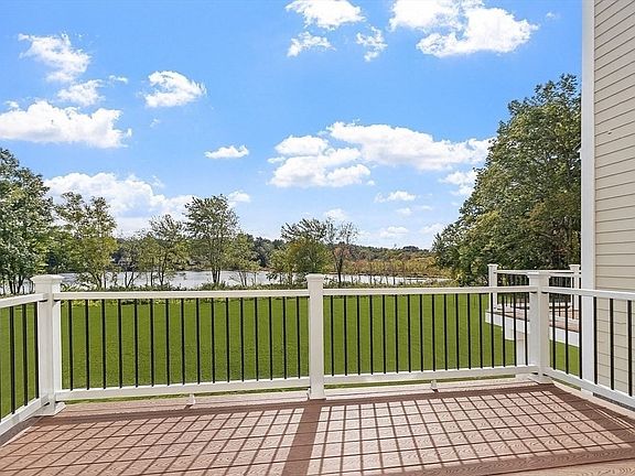 4th image of 206 W Main #3