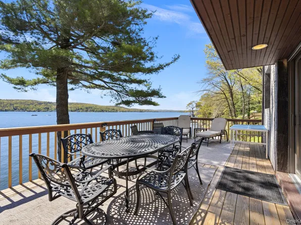 194 Jersey Ave, Greenwood Lake, NY