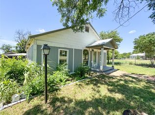 1402 Avenue A, Cisco, TX 76437