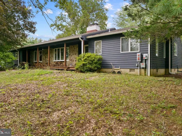 95 Holmes Mill Rd, Cream Ridge, NJ 08514