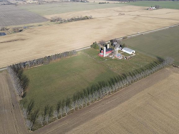 2nd image of W14310 Prairie Rd