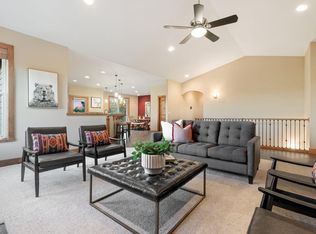 1940 Murrelet Dr, Redmond, OR 97756