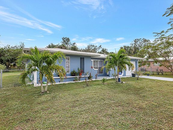 3rd image of 480 E Prima Vista Boulevard