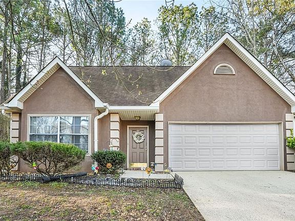 2nd image of 318 Eagle Ct