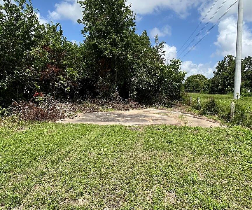 1st image of 0 Lake Rd