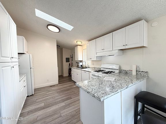 5th image of 4070 Turner Ln