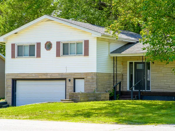 2721 W 34th St, Anderson, IN 46011