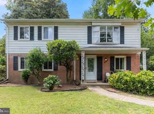 13705 Smallwood Ct, Chantilly, VA 20151