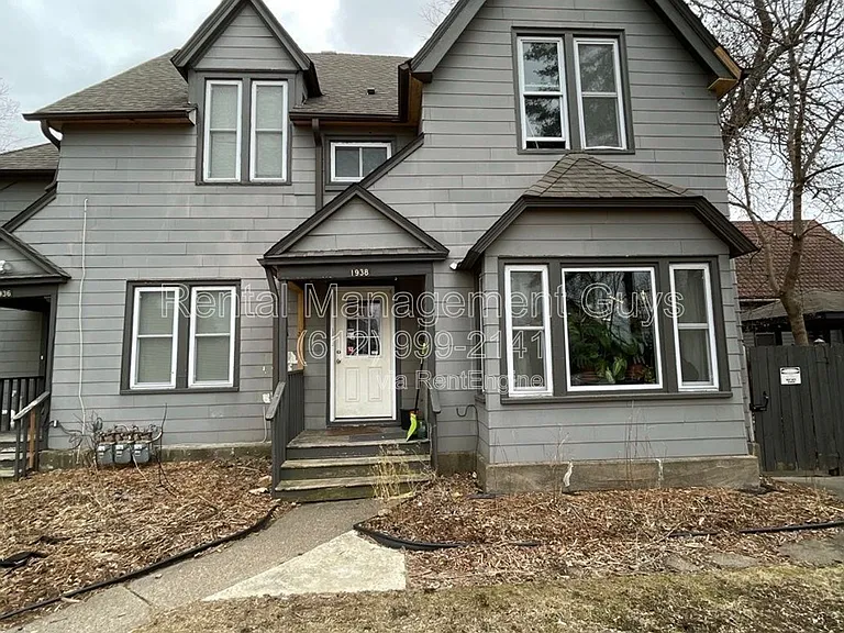 1938 Roblyn Ave #1 — Photo 1