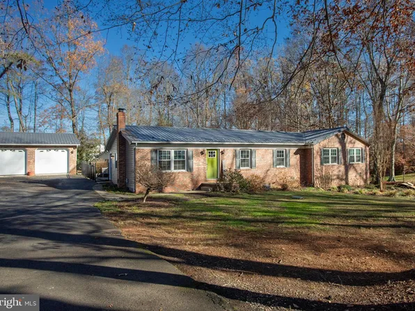 37250 Tanyard Dr, Mechanicsville, MD 20659
