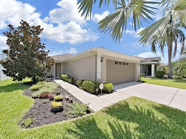 18950 New Passage Blvd, Land O Lakes, FL 34638