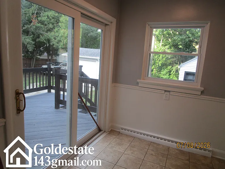837 Wylie Ave — Photo 3