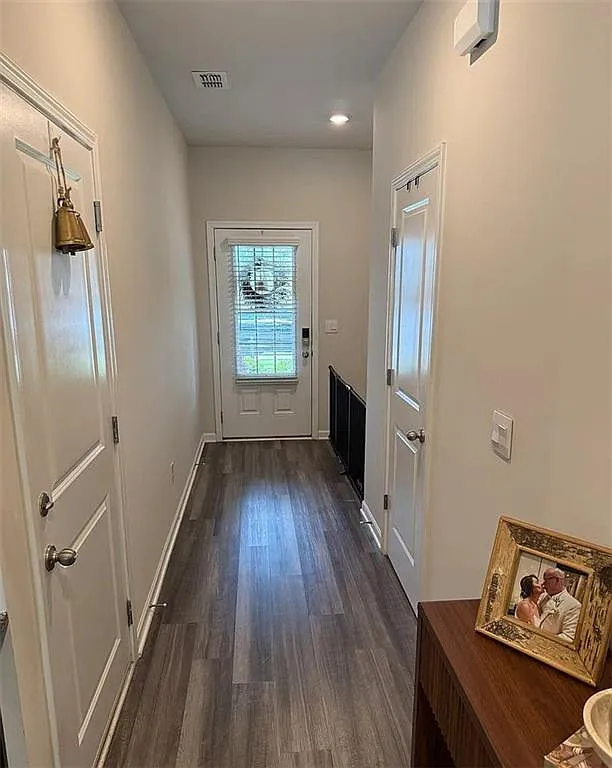 3 bed, 2.5 bath, 1792 sqft, $2,800 — Photo 4