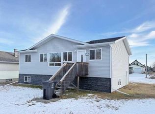 111 NE 1st St N, Marwayne, AB T0B 2X0