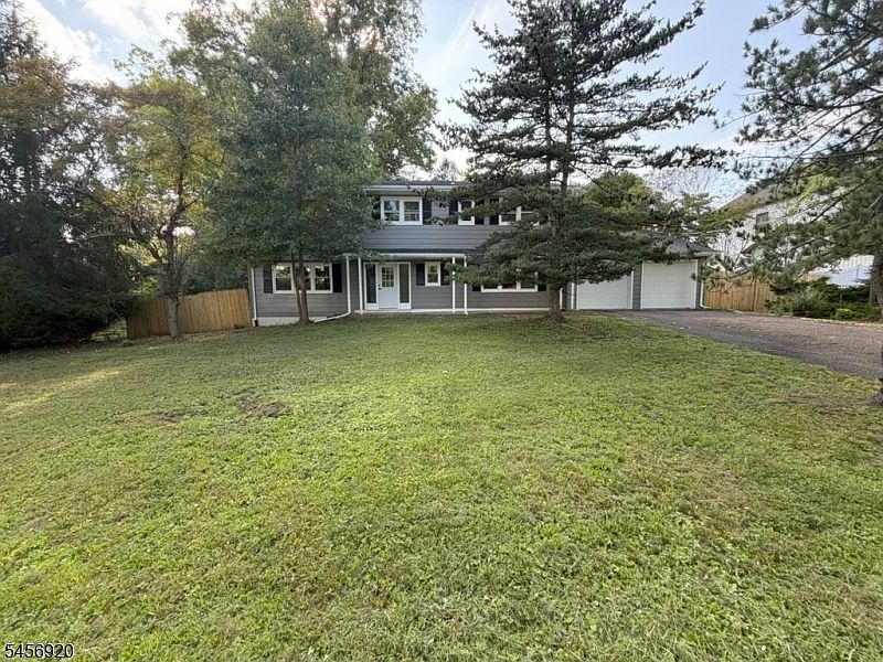 1st image of 6 Mitchell Rd