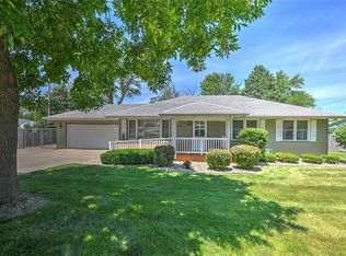 97 1st South Shores Ave, Decatur, IL 62521