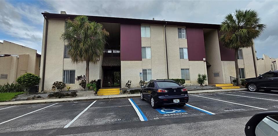 1st image of 3814 N LAKE DRIVE #70