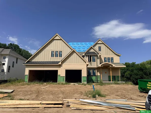 10908 98 Avenue Cir, Papillion, NE 68046