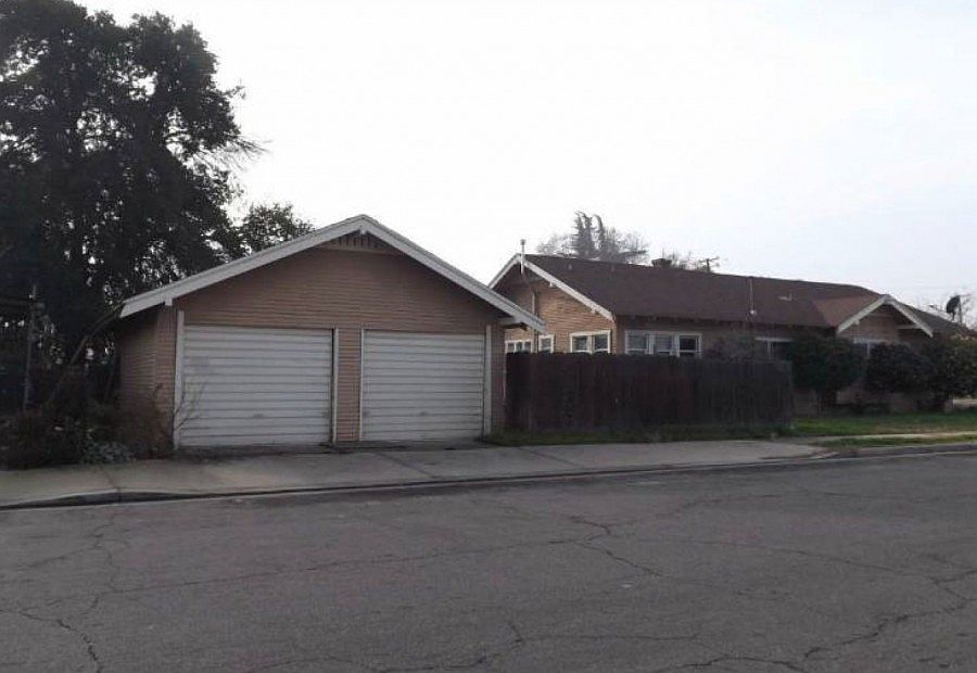 2nd image of 2782 1/2 Logan St