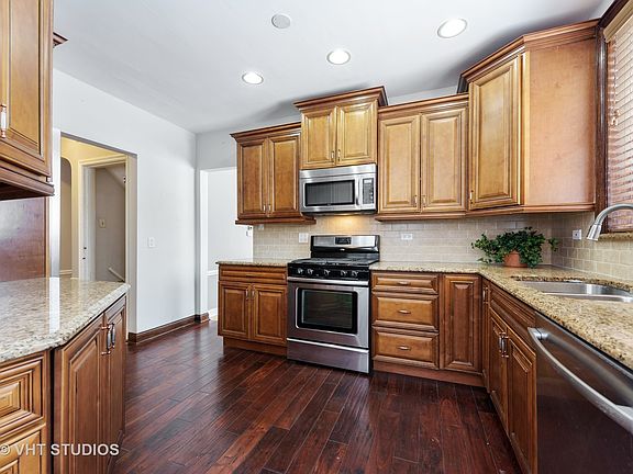 5th image of 6700 N Keota Ave