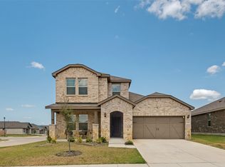 2303 Peregrine Way, Crandall, TX 75114