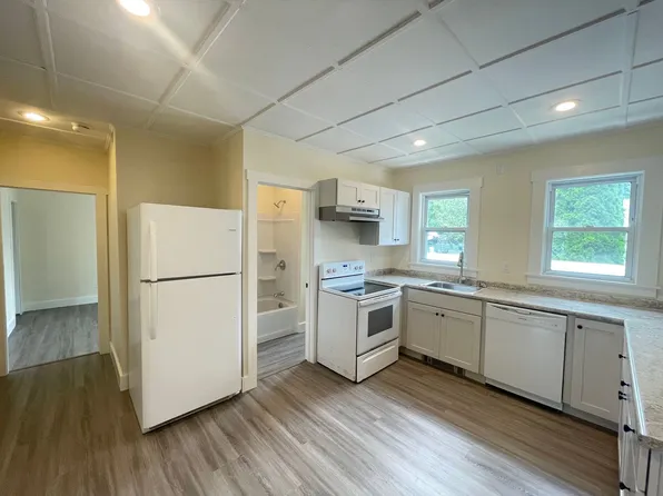 144 Winter St #2, Manchester, NH 03102