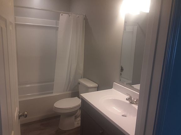 3rd image of 6611 Fairway Ave