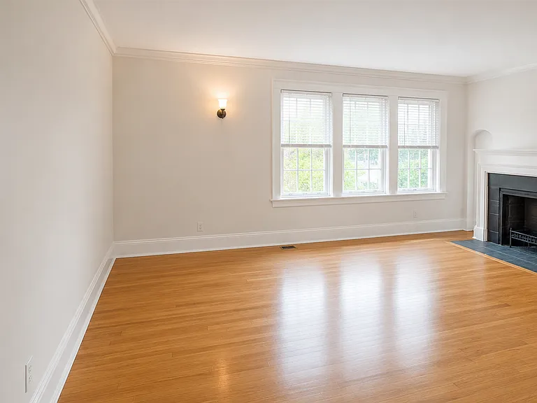 400-14 S Maple Ave/1119-29 Washington — Photo 1