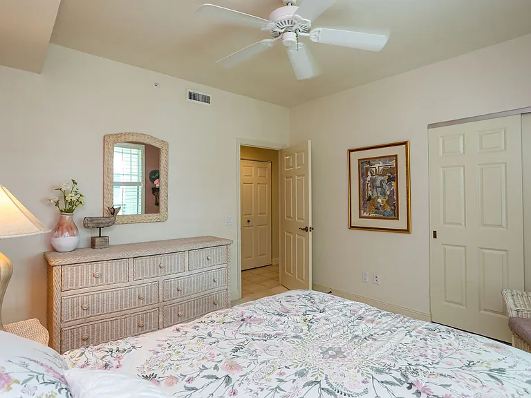 430 Cove Tower Dr #1202 — Photo 63