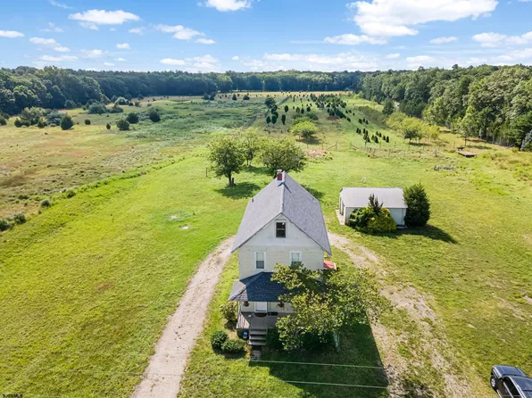 172 S Leipzig Ave, Egg Harbor, NJ 08215