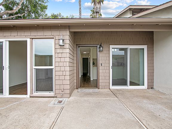 2nd image of 851 Amigos Way #8798486
