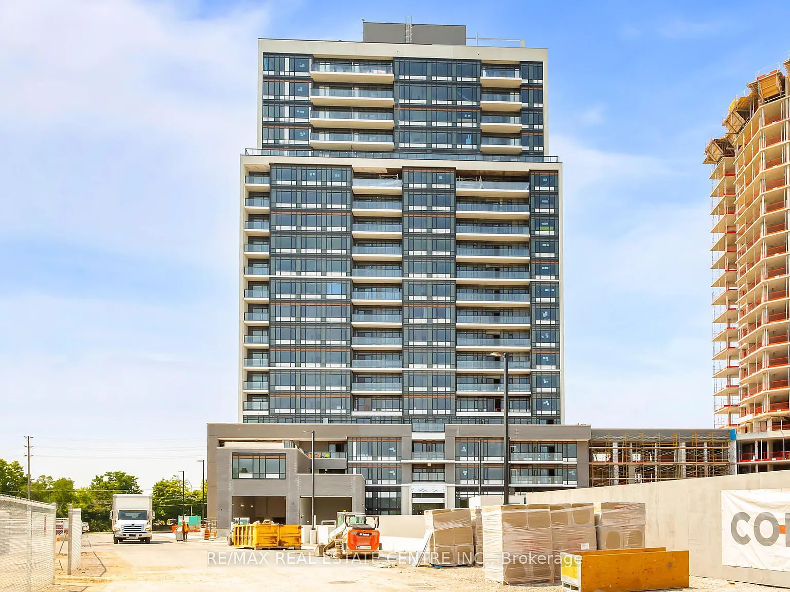 3 bed, $2,600 — Photo 1