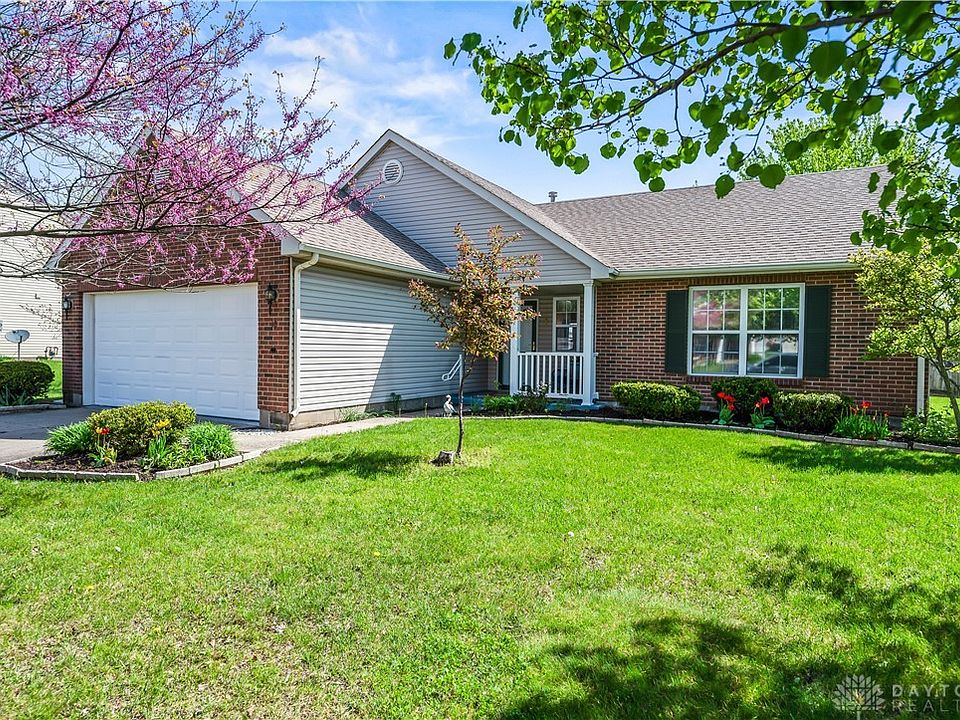 1st image of 12 Long Meadow Dr
