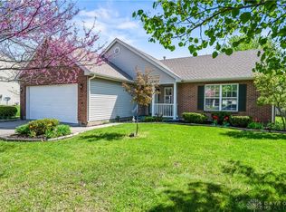 12 Long Meadow Dr, Franklin, OH 45005