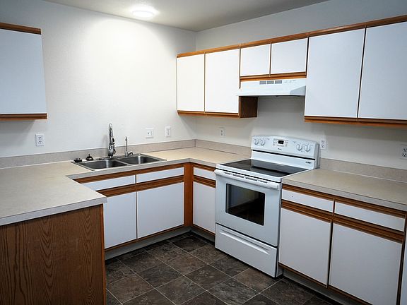 3rd image of 4684 W Pasadena Ln #202