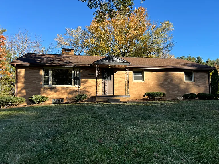 Valley View Dr — Photo 6