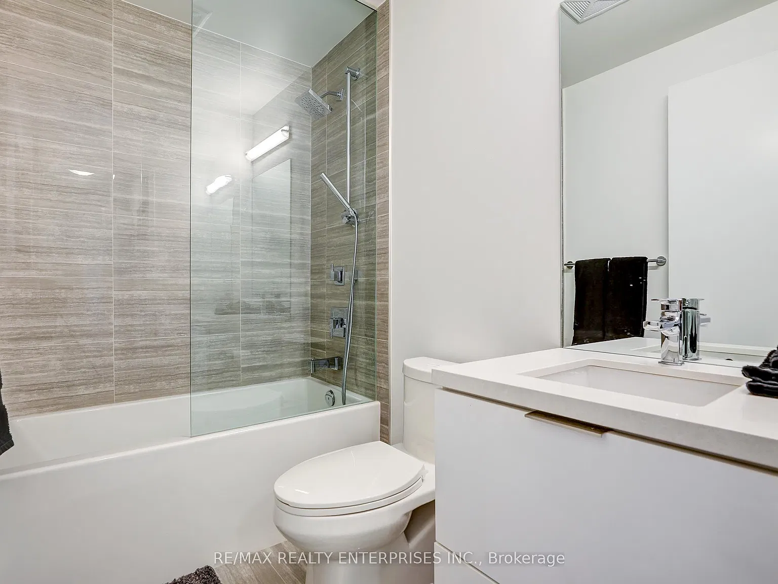 2 bed, $3,250 — Photo 3