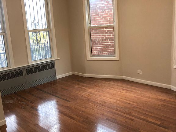 2nd image of 4225 Bronxwood Ave
