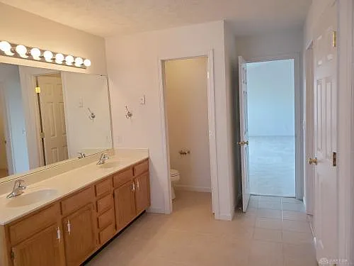 2294 Hazelnut Dr — Photo 29