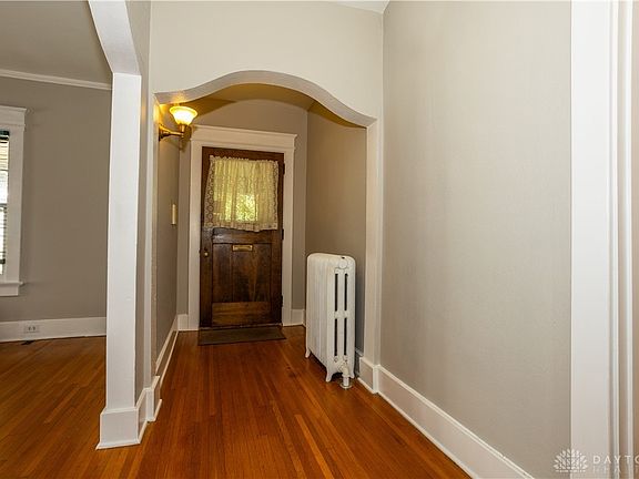 3rd image of 1723 Auburn Ave