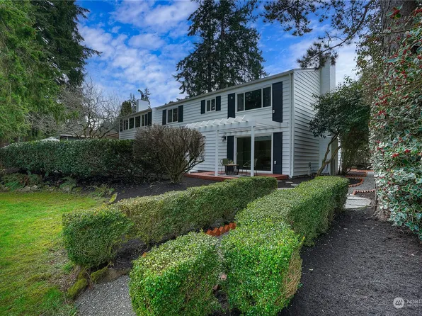 32520 30th Avenue SW, Federal Way, WA 98023