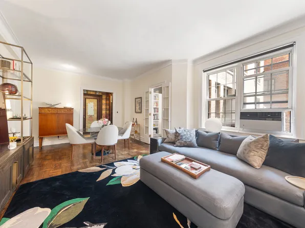 41 5th Avenue image 3 of 16