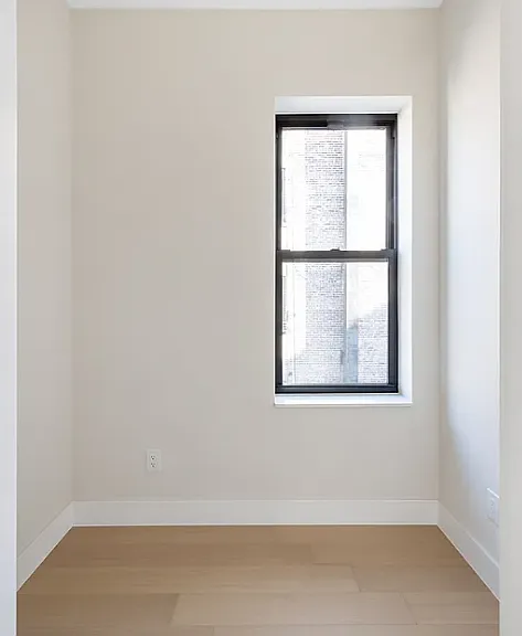 106 E 7th St #3E — Photo 8