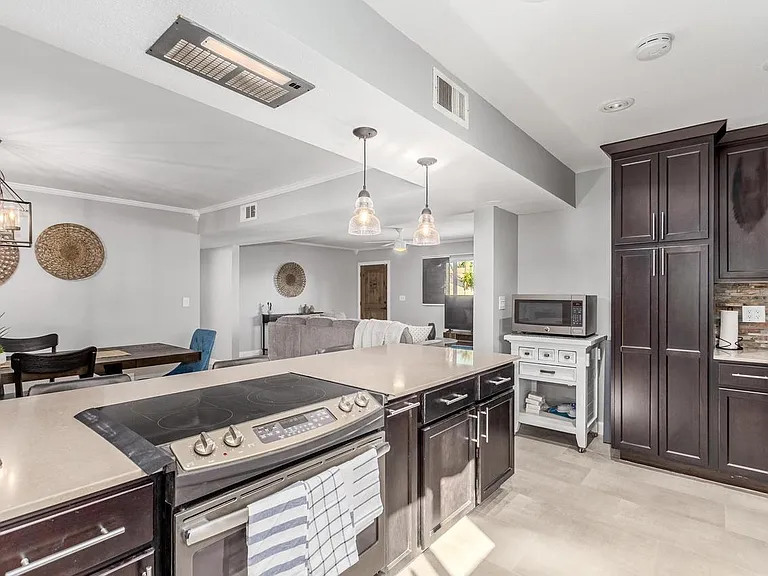 5332 N Granite Reef Rd — Photo 4